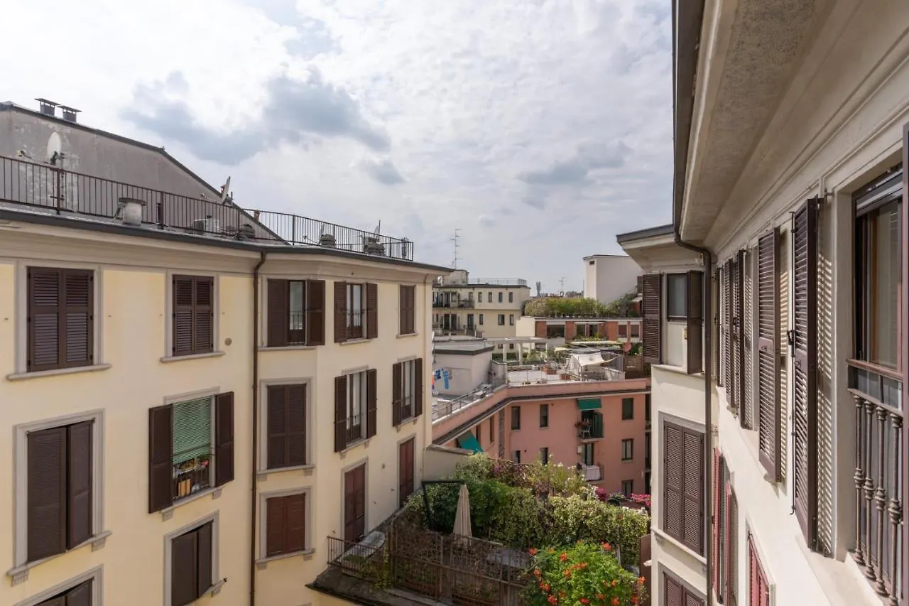 The Best Rent - Comfortable Studio Apartment Near S Ambrogio Milan 0*,  Italy