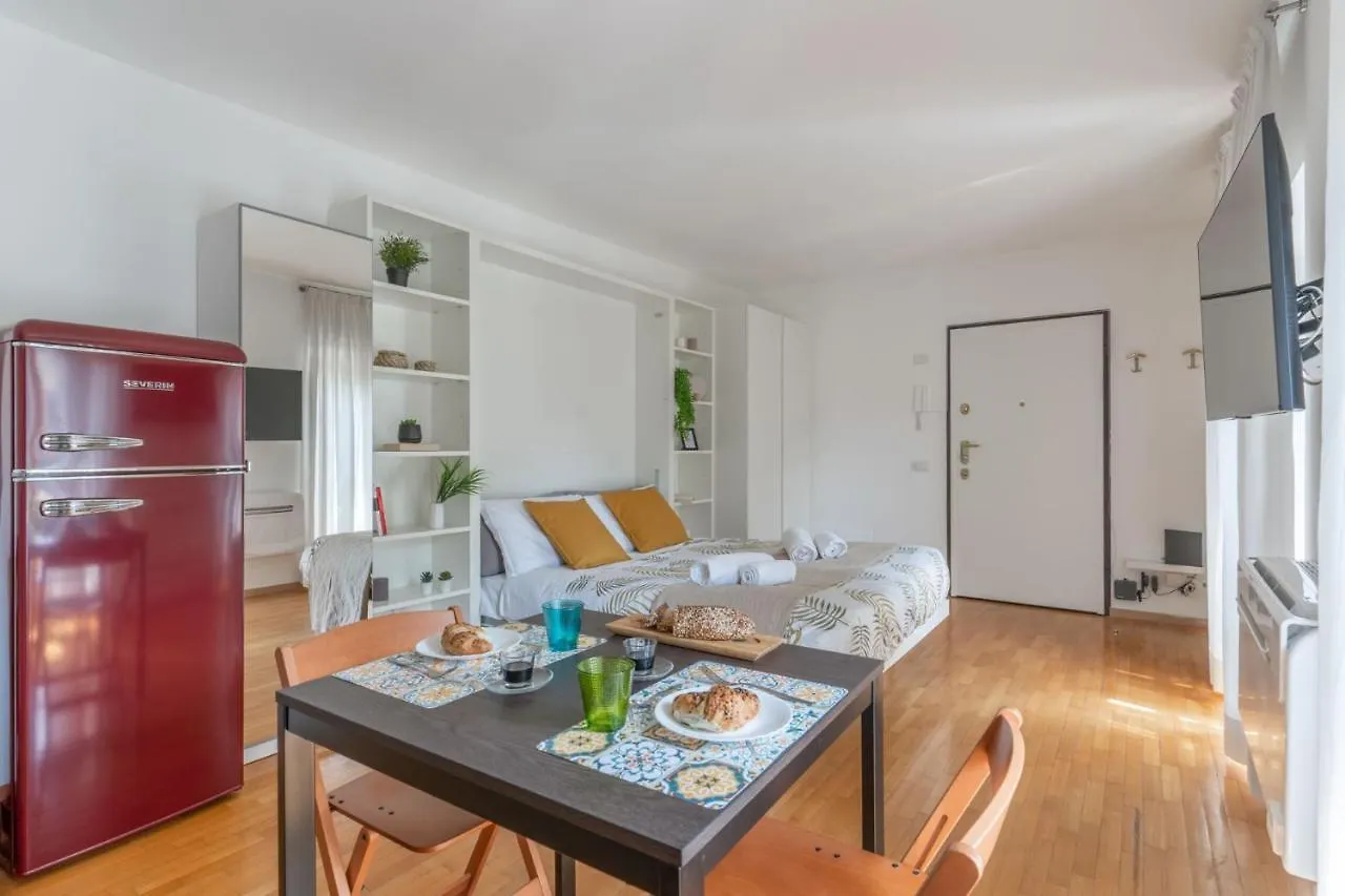 The Best Rent - Comfortable Studio Apartment Near S Ambrogio Milan